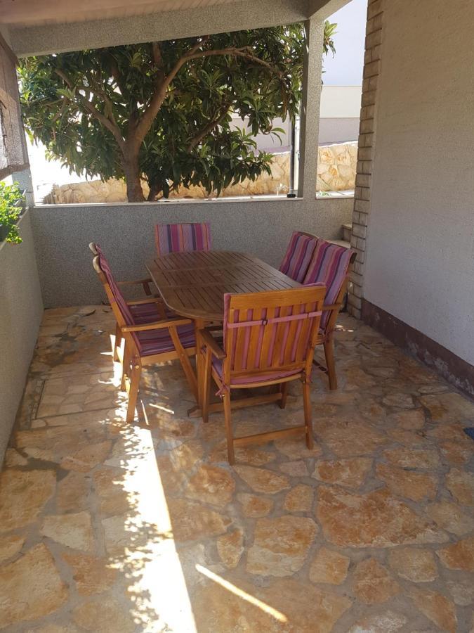 Apartment Jura Bilo Примоштен Экстерьер фото